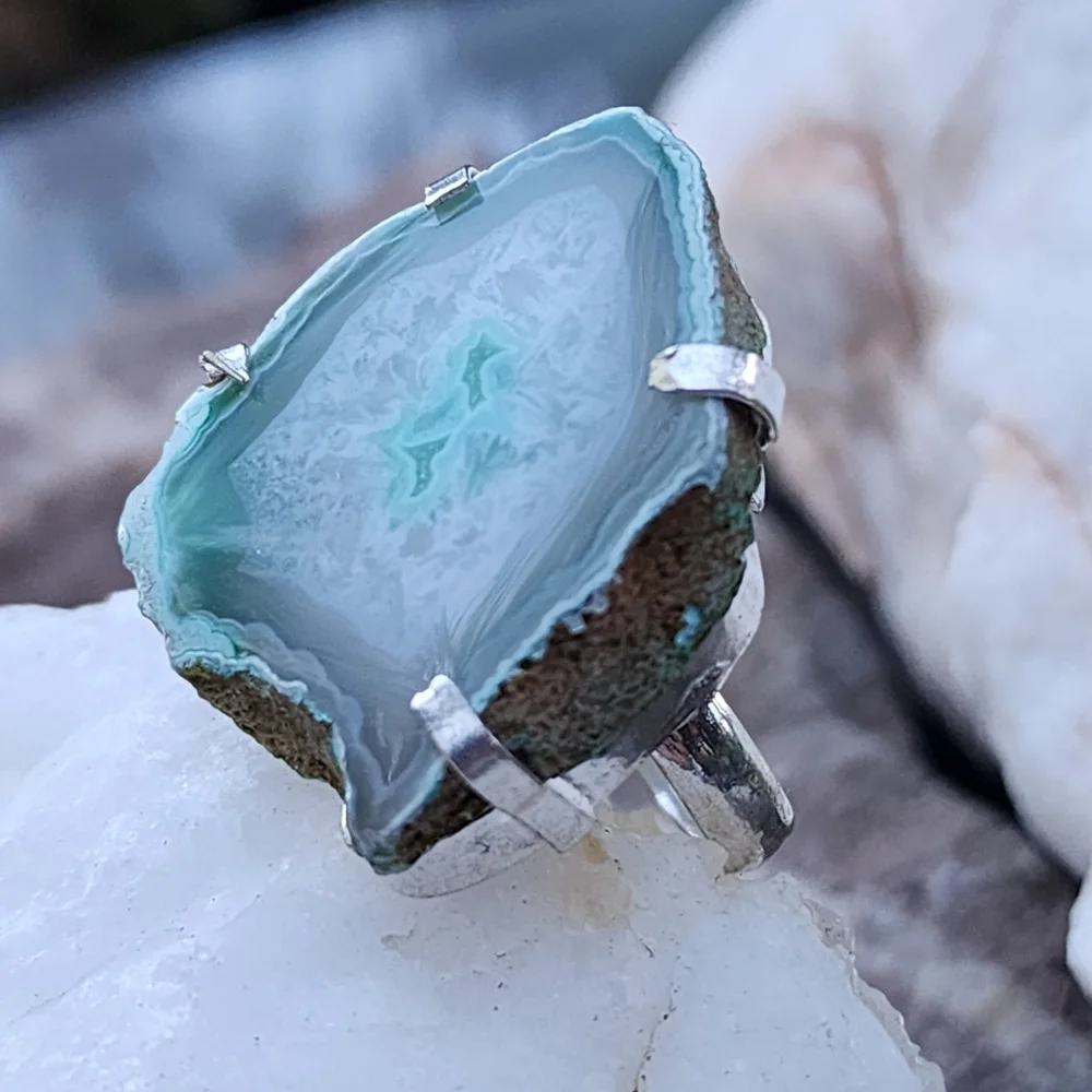 Genuine Banded Agate Druzy Quartz Geode White Rhodium/925 Silver Ring